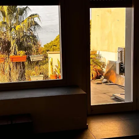 Frontemare Con Terrazzo * Sestri Levante