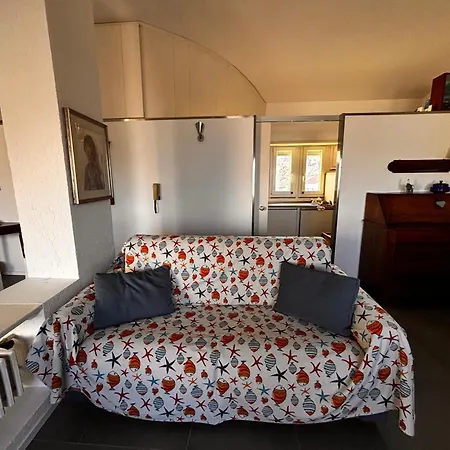 Frontemare Con Terrazzo Apartman *