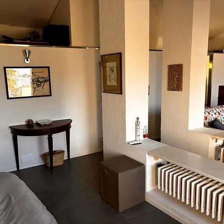 Frontemare Con Terrazzo